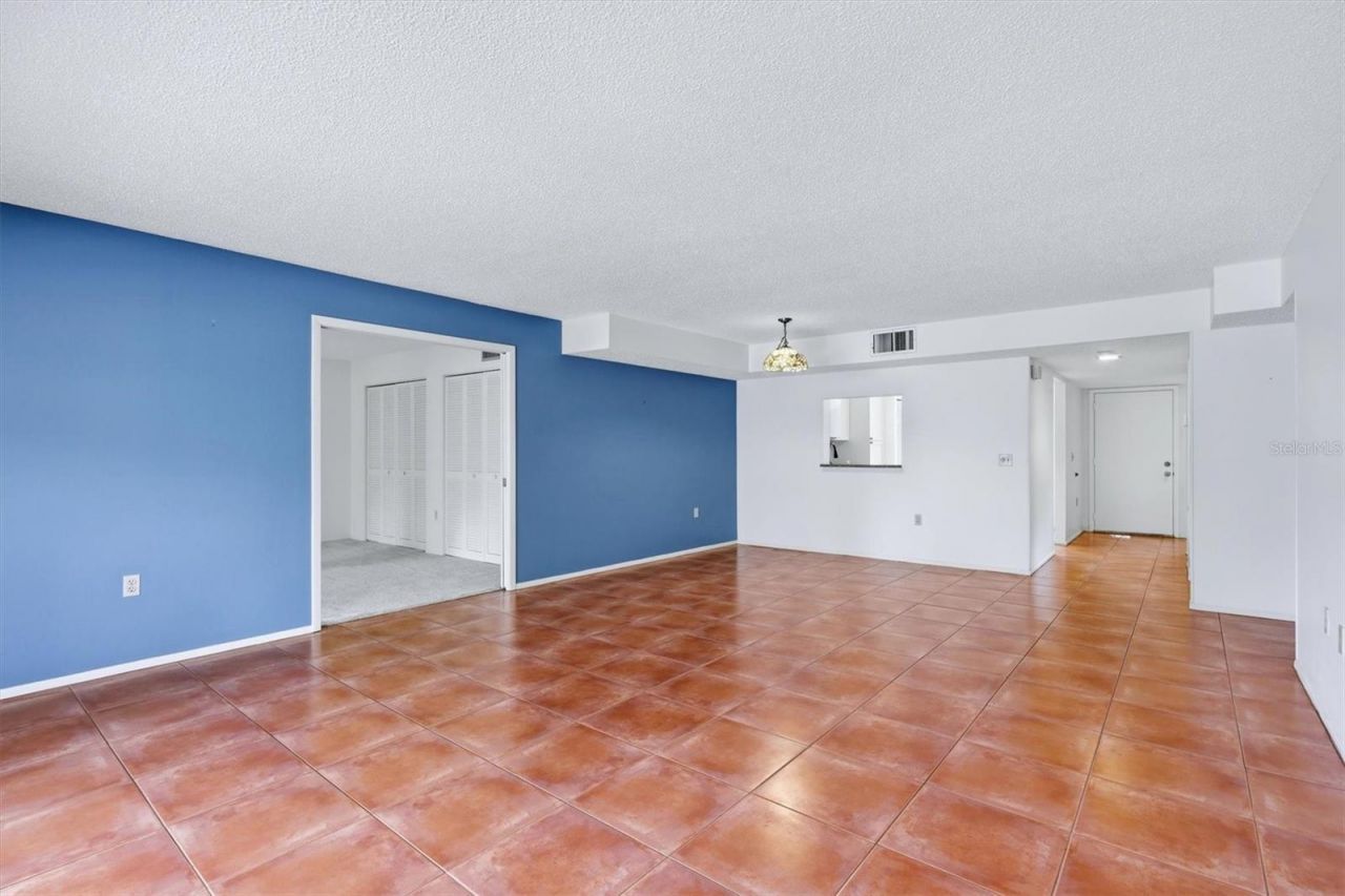 509 Lakeside Drive , Unit 509, Bradenton, FL 34210 Photo