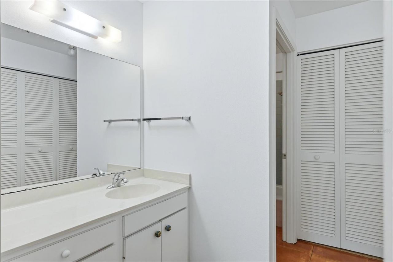 509 Lakeside Drive , Unit 509, Bradenton, FL 34210 Photo