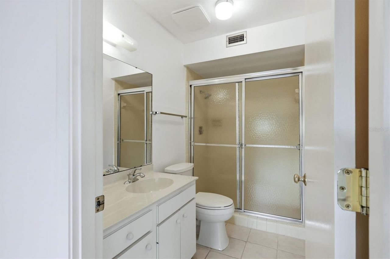 509 Lakeside Drive , Unit 509, Bradenton, FL 34210 Photo