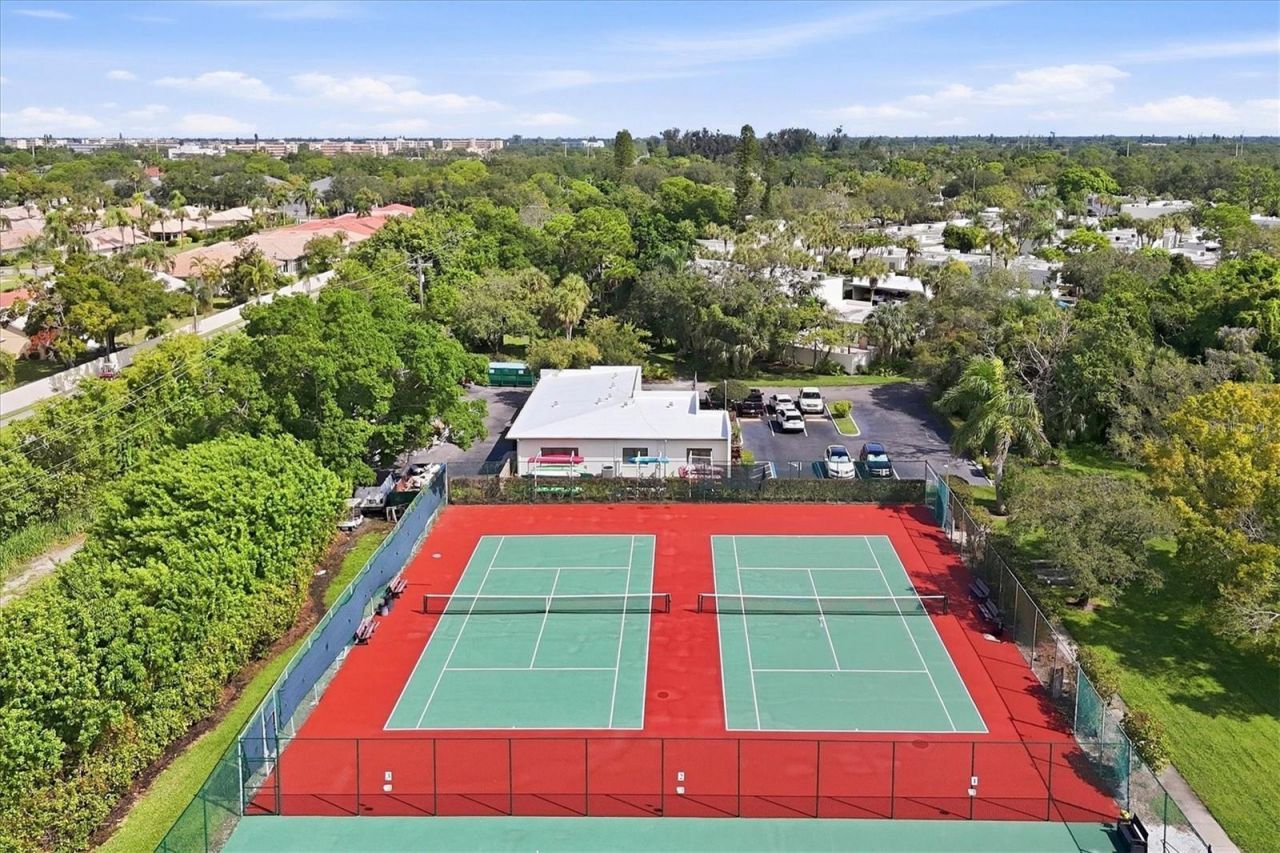509 Lakeside Drive , Unit 509, Bradenton, FL 34210 Photo
