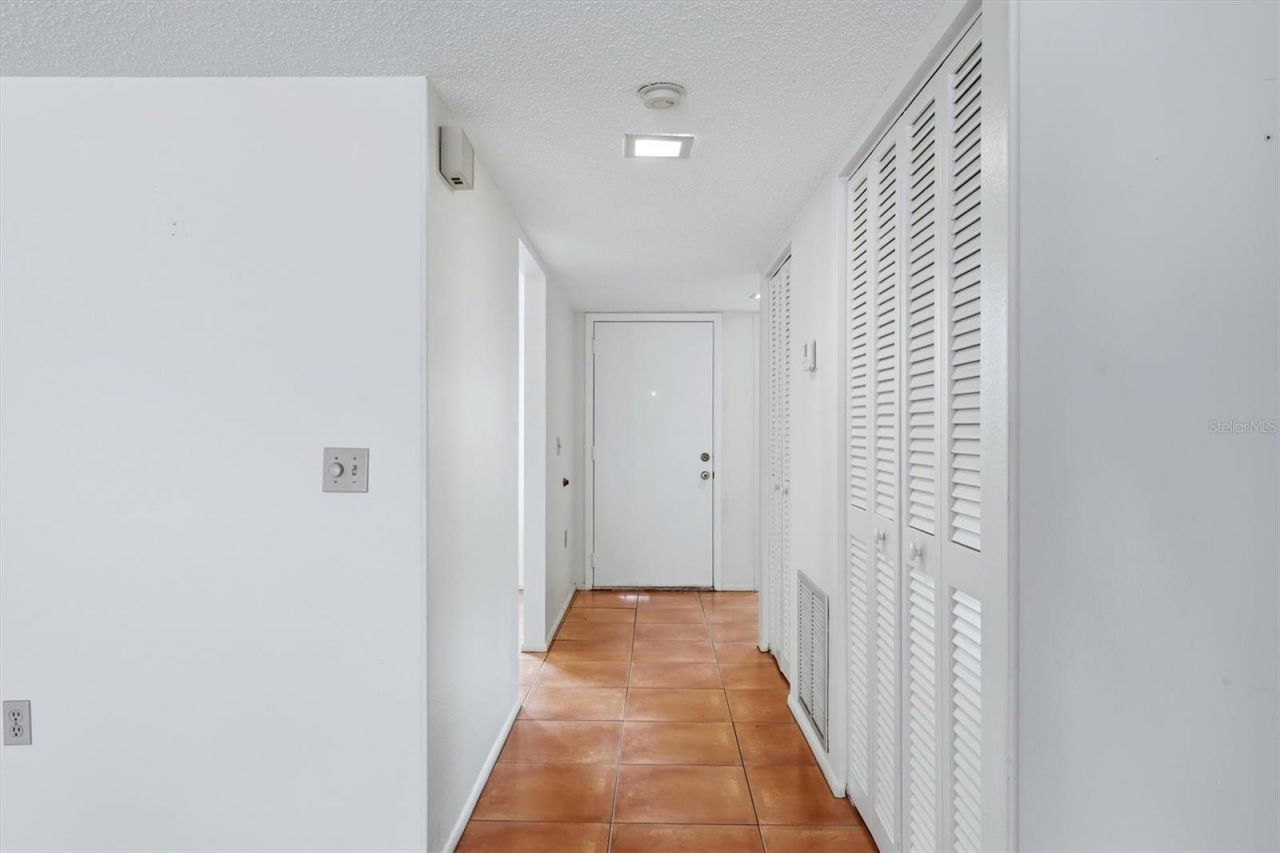 509 Lakeside Drive , Unit 509, Bradenton, FL 34210 Photo