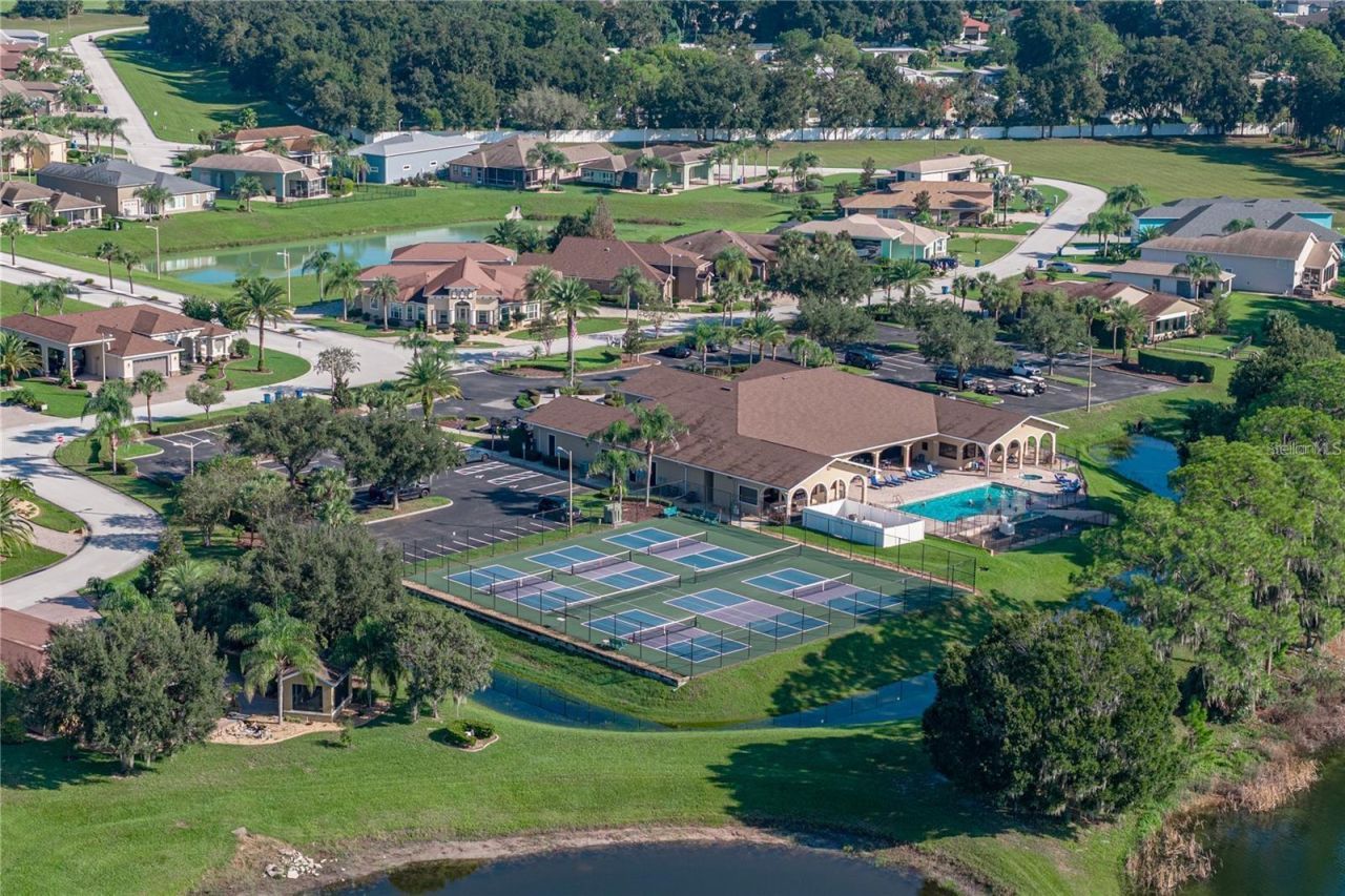 335 Cruisers Drive, Polk City, FL 33868 Photo