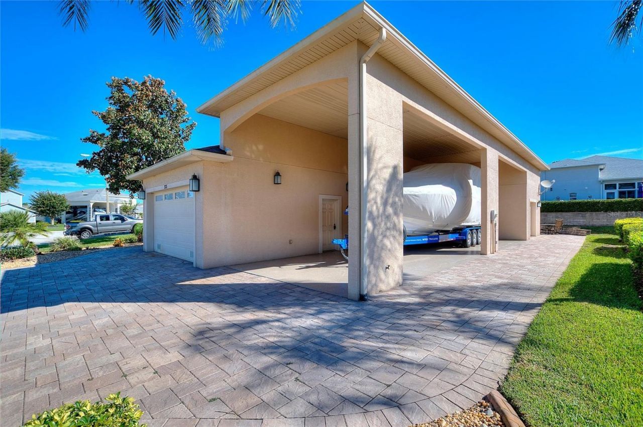 335 Cruisers Drive, Polk City, FL 33868 Photo