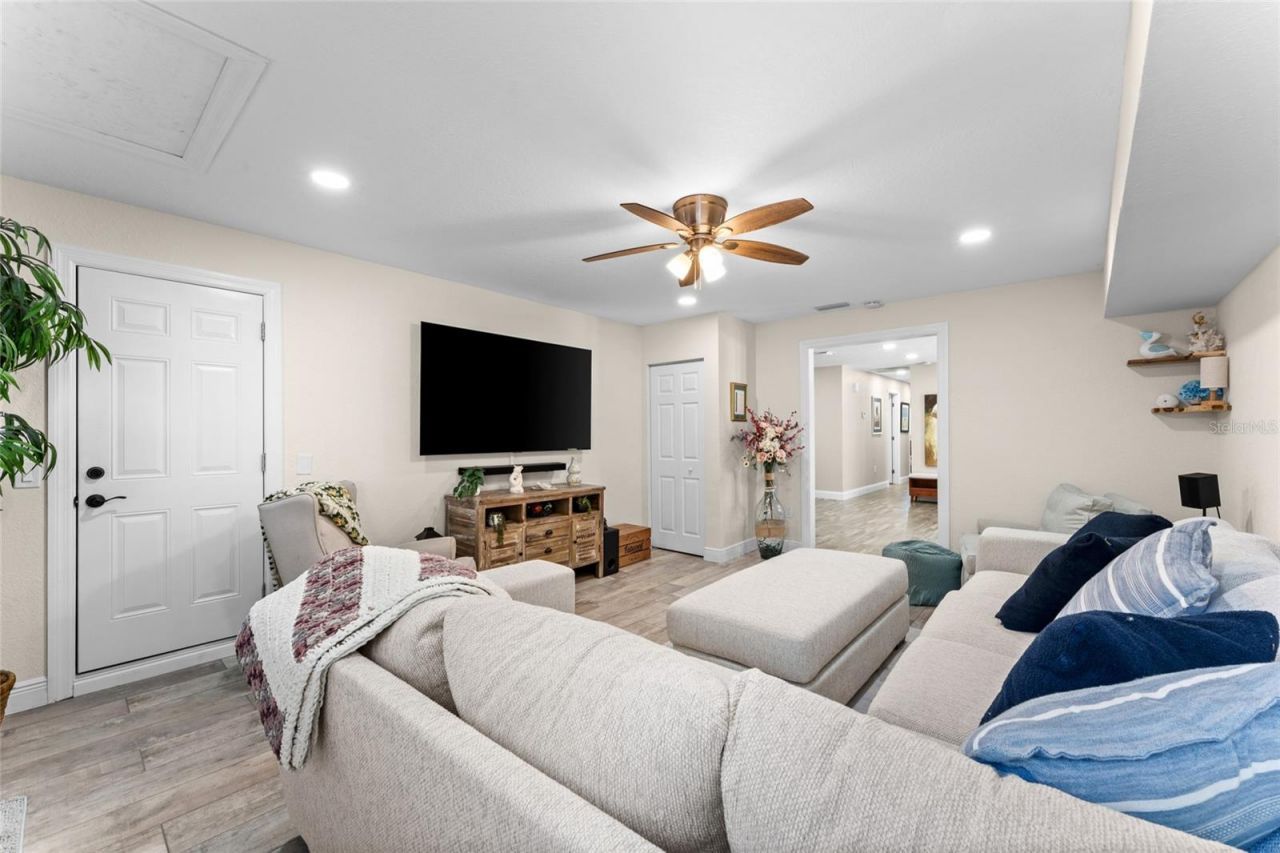 9488 88th Terrace , Seminole, FL 33777 Photo