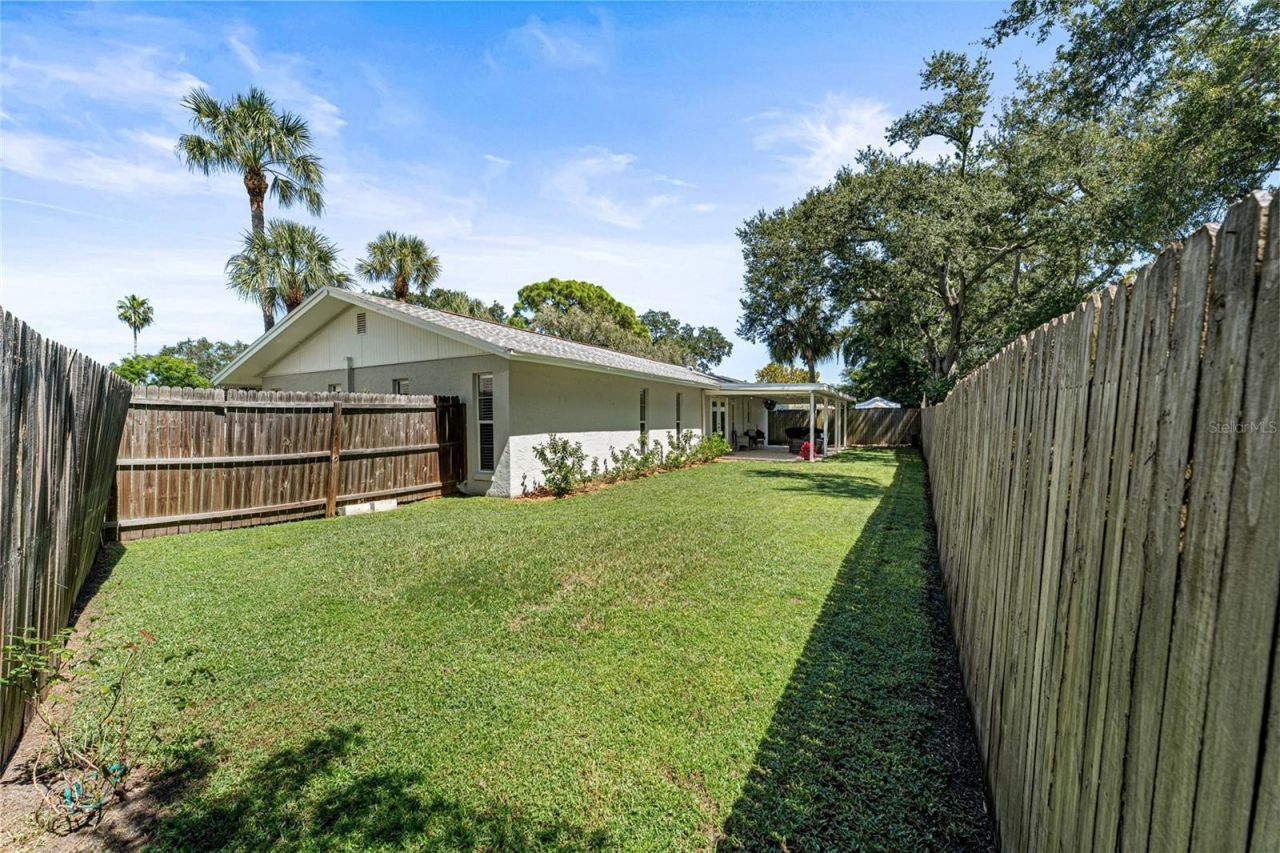 9488 88th Terrace , Seminole, FL 33777 Photo