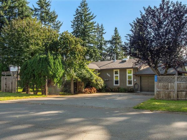 1861 Carlyle Cres , Campbell River, BC V9W 1L2