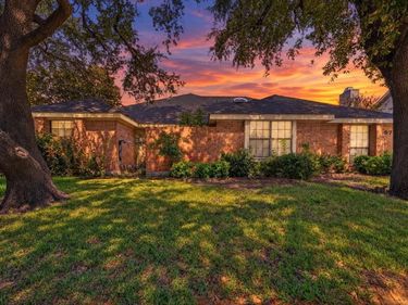 9711 Springtree Lane, Dallas, TX 75243