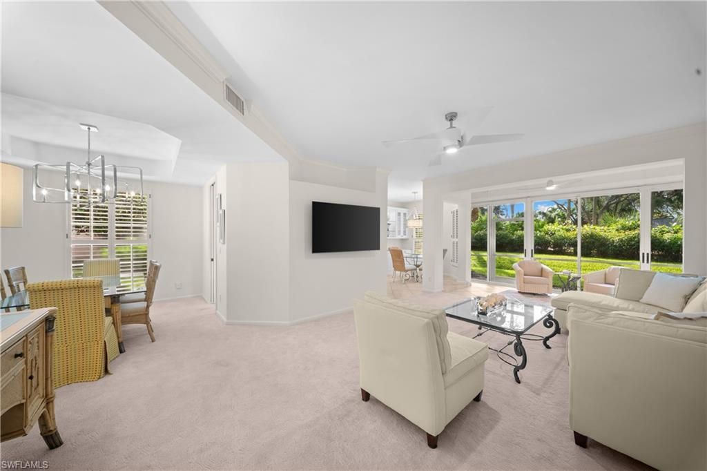 8460 Abbington Cir, Unit 1811, Naples, FL 34108 Photo