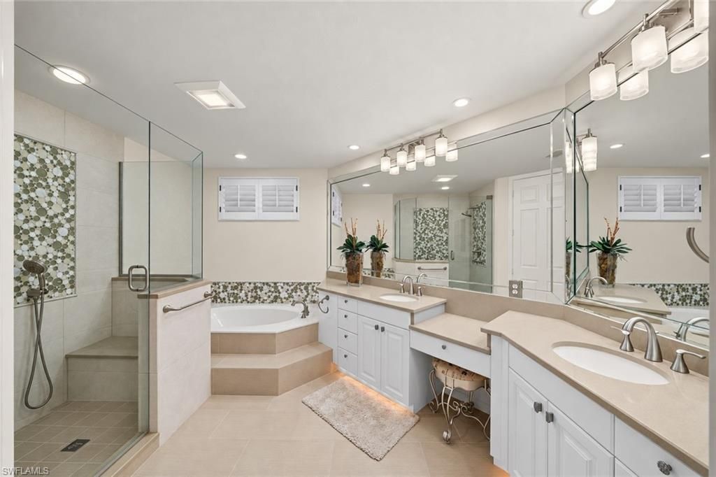 8460 Abbington Cir, Unit 1811, Naples, FL 34108 Photo