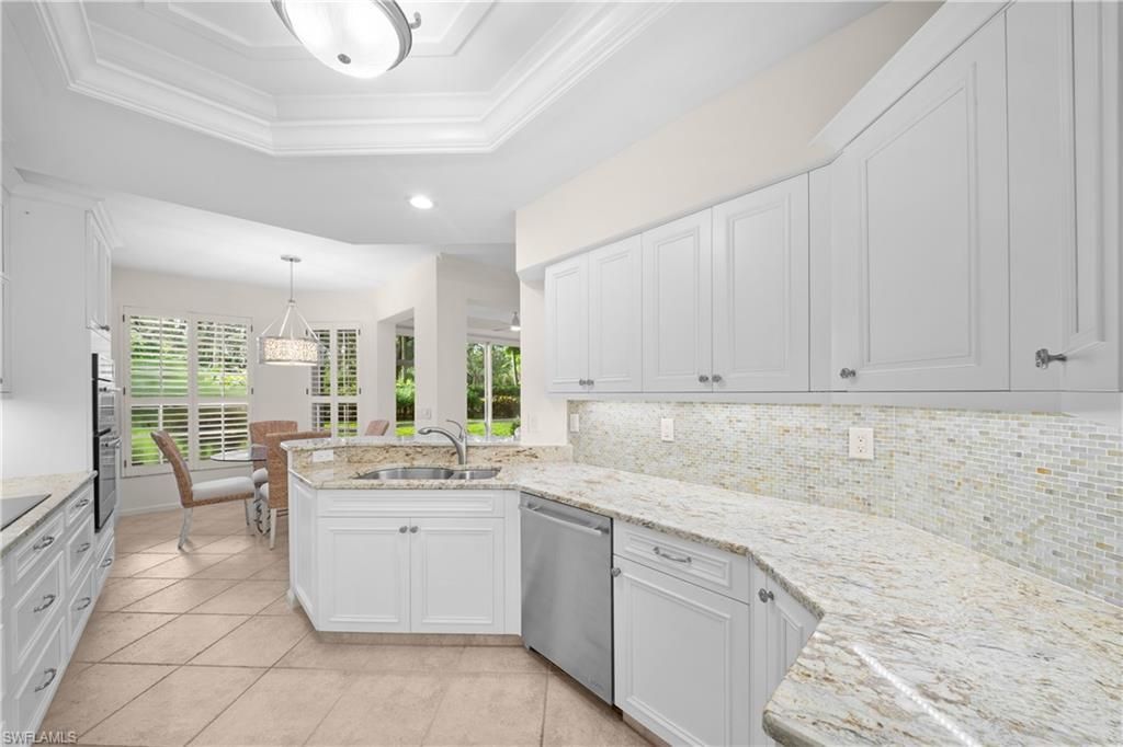 8460 Abbington Cir, Unit 1811, Naples, FL 34108 Photo