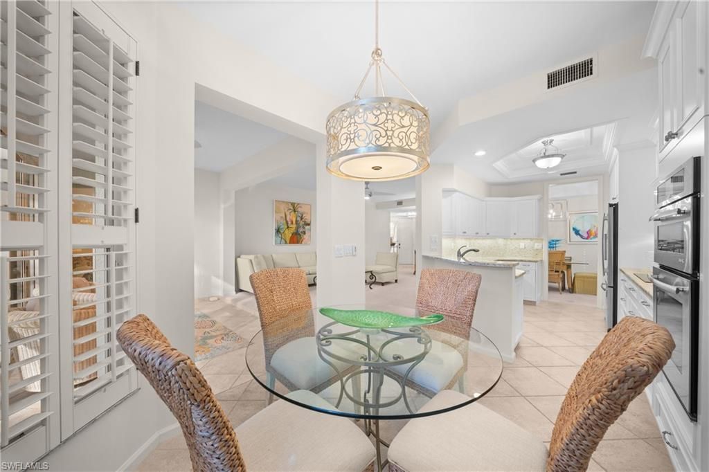8460 Abbington Cir, Unit 1811, Naples, FL 34108 Photo