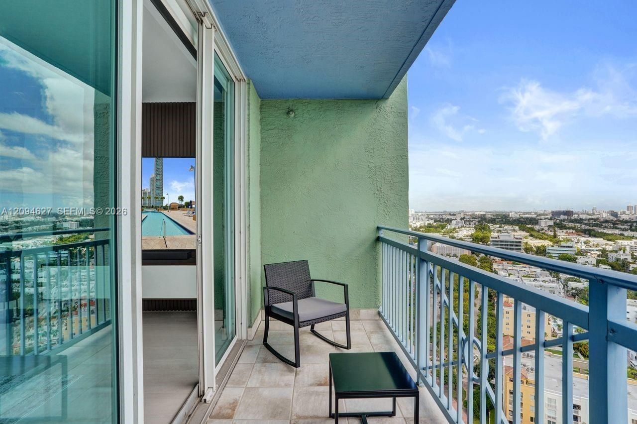 90 Alton Rd , Unit 2407, Miami Beach, FL 33139 Photo