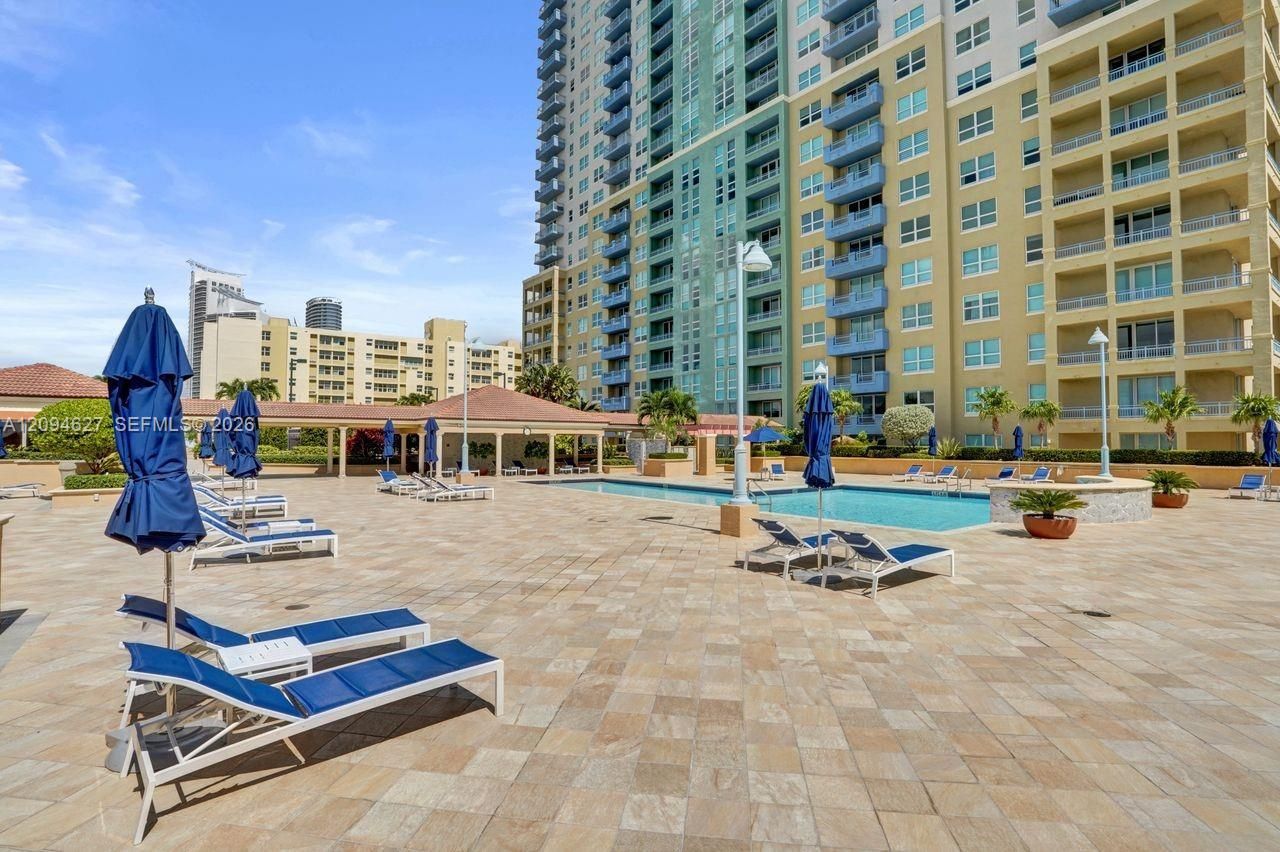 90 Alton Rd , Unit 2407, Miami Beach, FL 33139 Photo