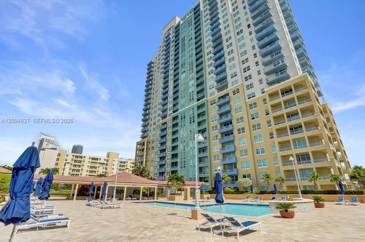 90 Alton Rd , Unit 2407, Miami Beach, FL 33139 Photo