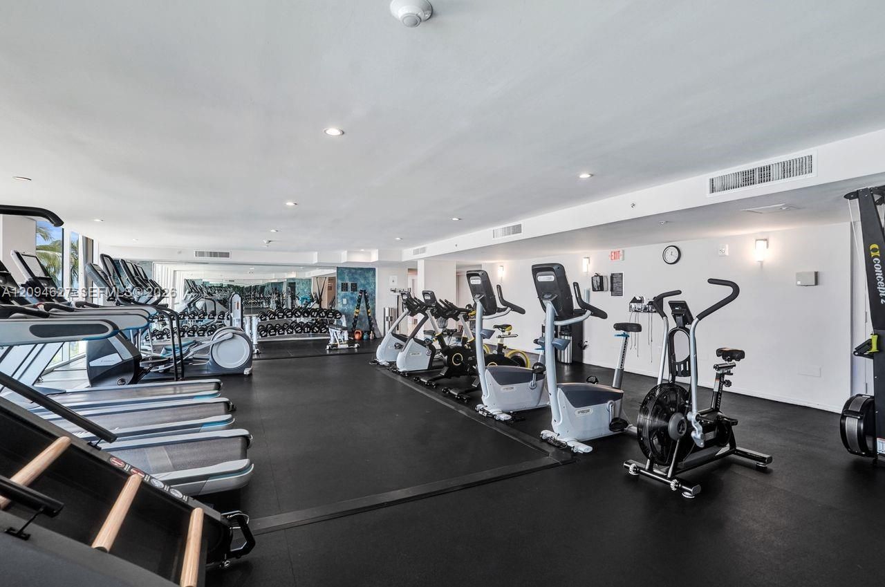 90 Alton Rd , Unit 2407, Miami Beach, FL 33139 Photo