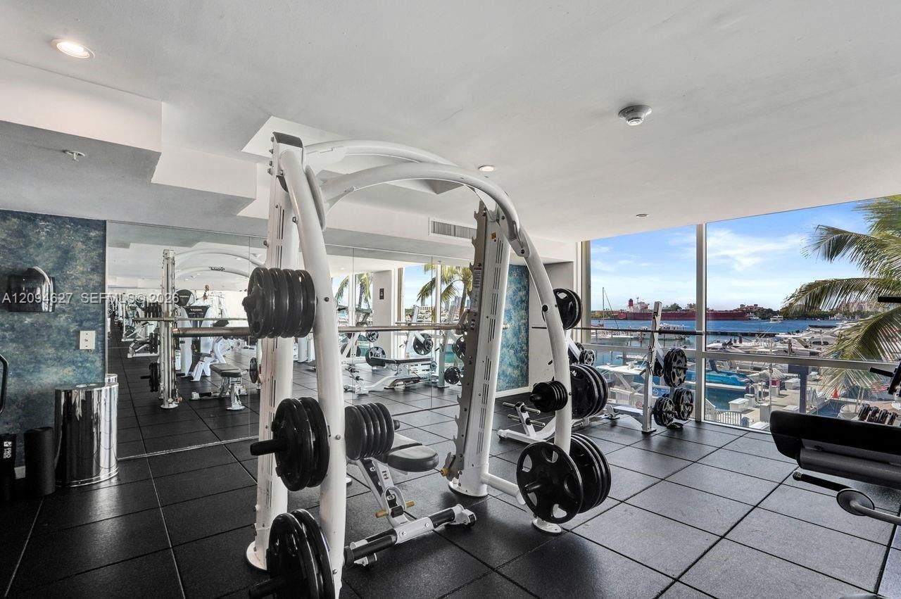 90 Alton Rd , Unit 2407, Miami Beach, FL 33139 Photo