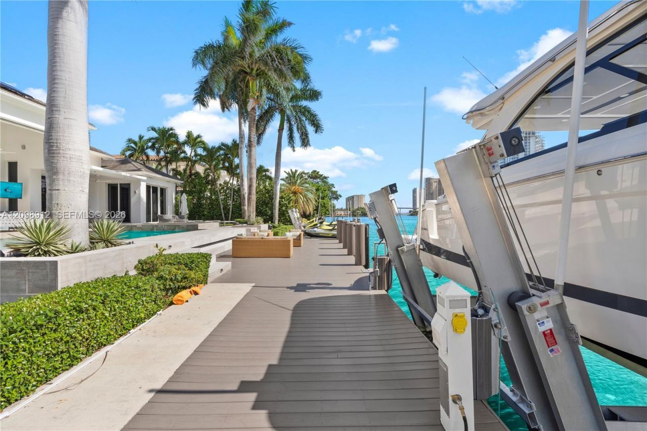 224 S Island , Golden Beach, FL 33160 Photo