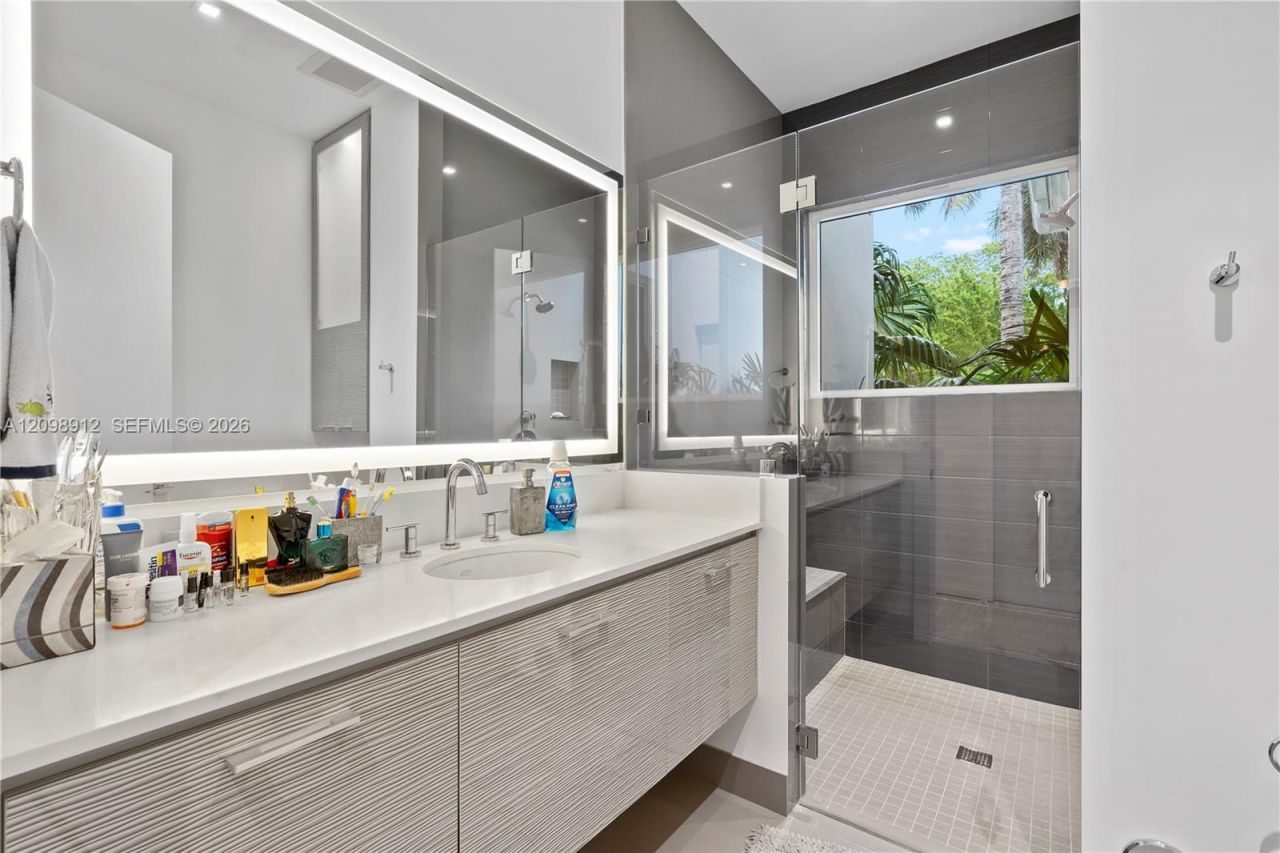 224 S Island , Golden Beach, FL 33160 Photo