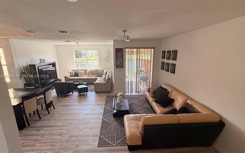 11510 NW 67th Ter, Doral, FL 33178 Photo