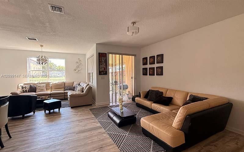 11510 NW 67th Ter, Doral, FL 33178 Photo