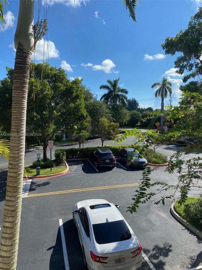 675 NW 42nd Ave , Unit 675, Plantation, FL 33317 Photo