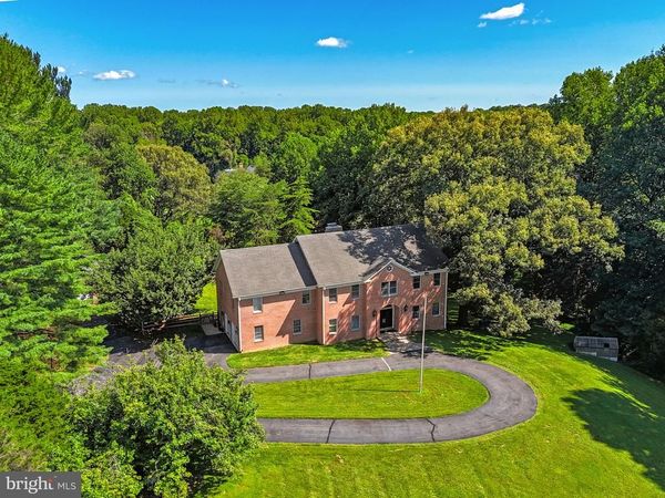 9200 FALLS RUN ROAD, MCLEAN, VA 22102