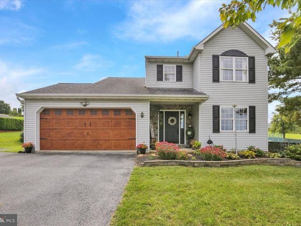 170 CORNERSTONE DRIVE , MOHRSVILLE, PA 19541