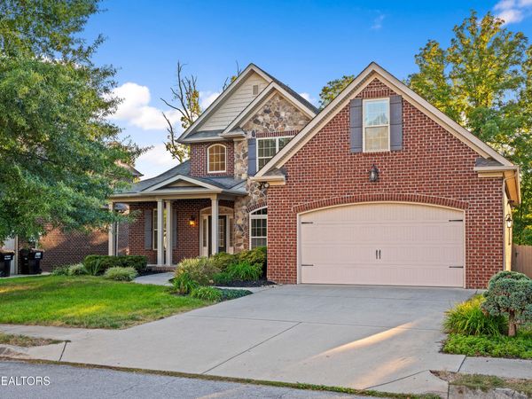 1127 Whisper Trace Lane, Knoxville, TN 37919