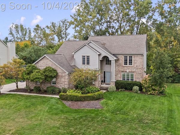 4126 Villager Drive, Orion Township, Mi 48359