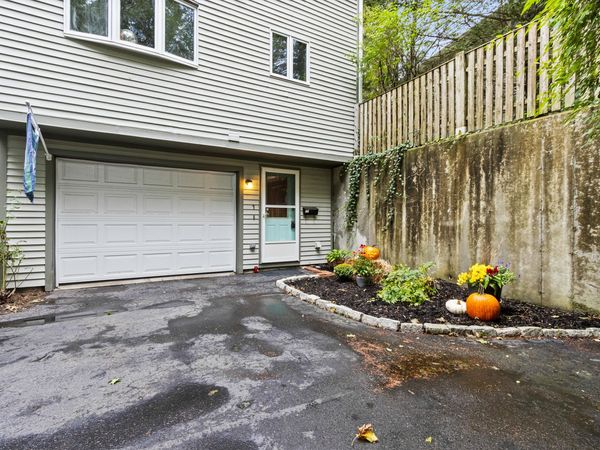 150 Brighton Avenue , Unit 1, Portland, ME 04102