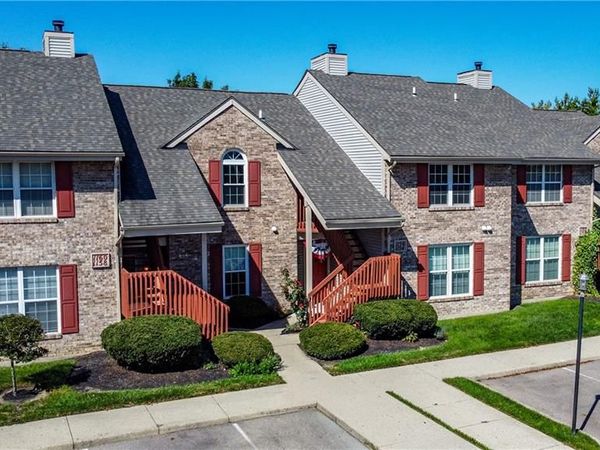 1156 Captains Bridge, Centerville, OH 45458