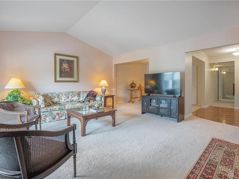 5401 Landau Drive, Unit 16, Kettering, OH 45429 Photo 5