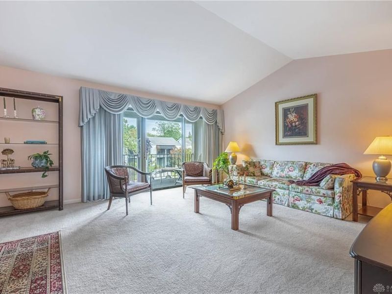 5401 Landau Drive, Unit 16, Kettering, OH 45429 Photo 6