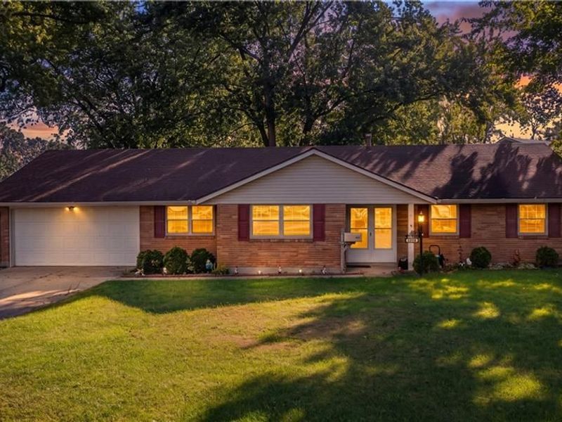 4324 Glenheath Drive, Kettering, OH 45440 Photo 2