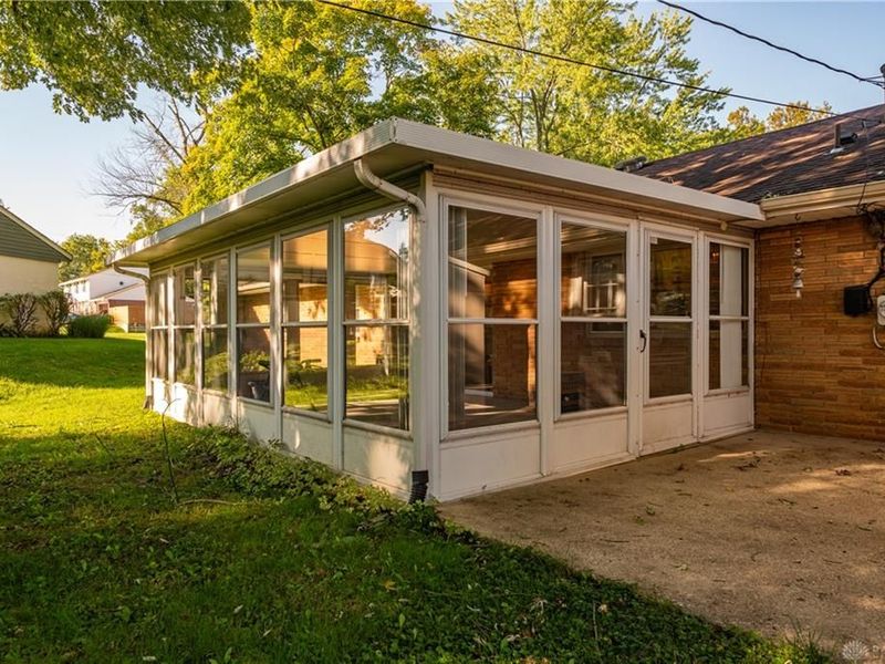 4324 Glenheath Drive, Kettering, OH 45440 Photo 39
