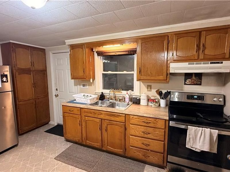238 Hall Street, Greenville, OH 45331 Photo 13