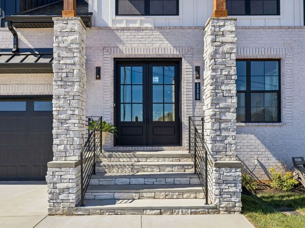 111 Fairway Dr , Clarksville, TN 37043