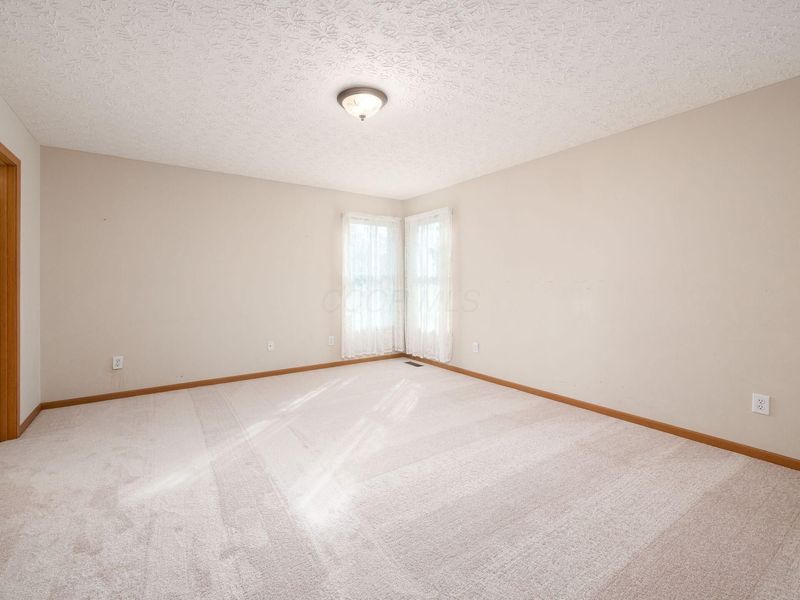 7807 Williamson Lane, Canal Winchester, OH 43110 Photo 11
