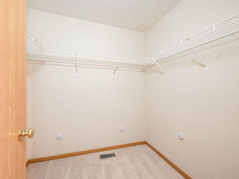 7807 Williamson Lane, Canal Winchester, OH 43110 Photo 12