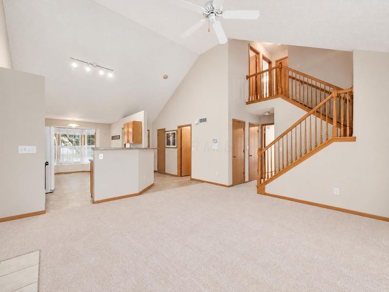 7807 Williamson Lane, Canal Winchester, OH 43110 Photo 2