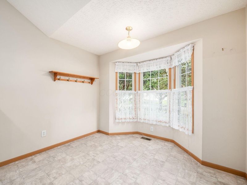 7807 Williamson Lane, Canal Winchester, OH 43110 Photo 9