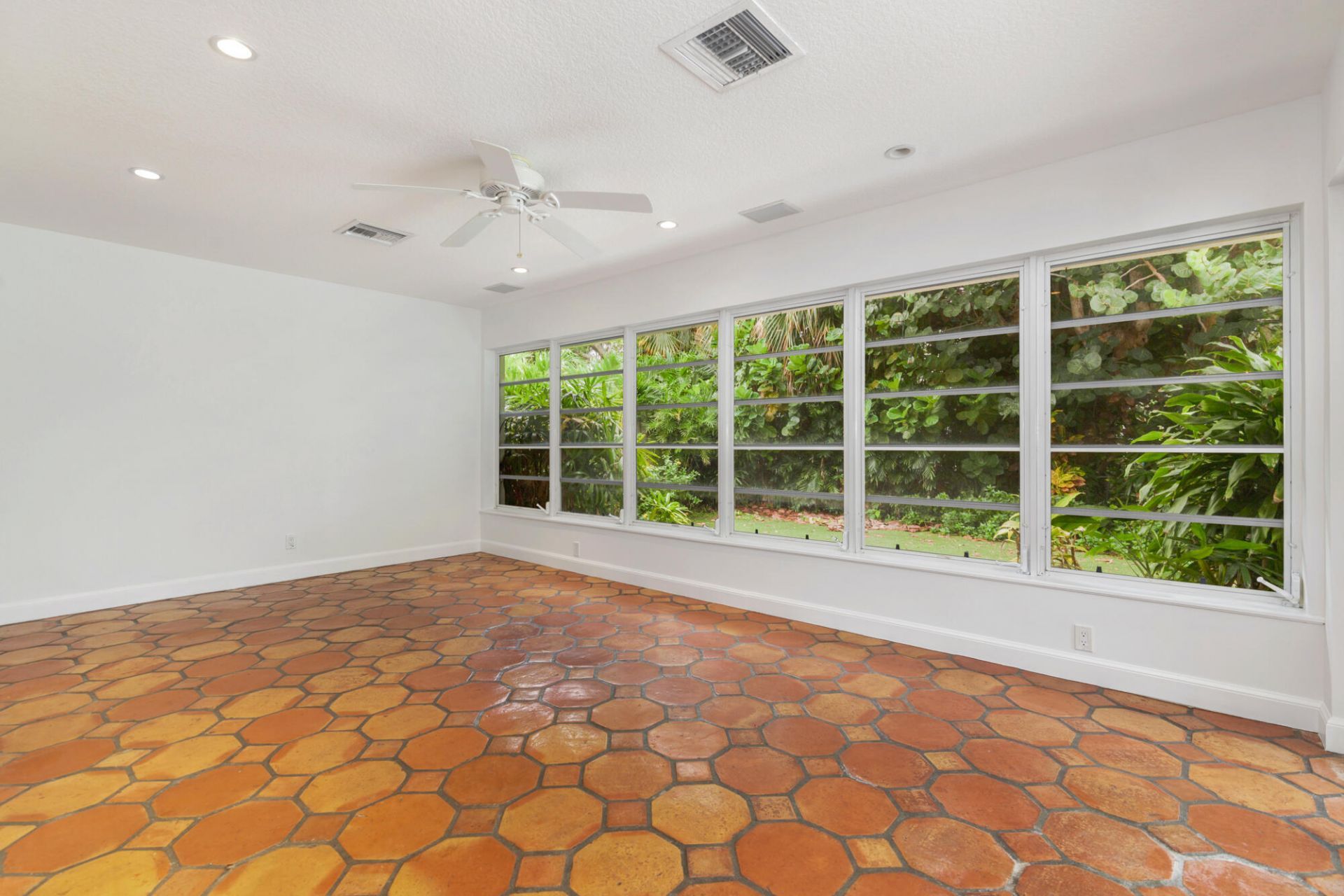 113 Gregory Place, West Palm Beach, FL 33405 Photo