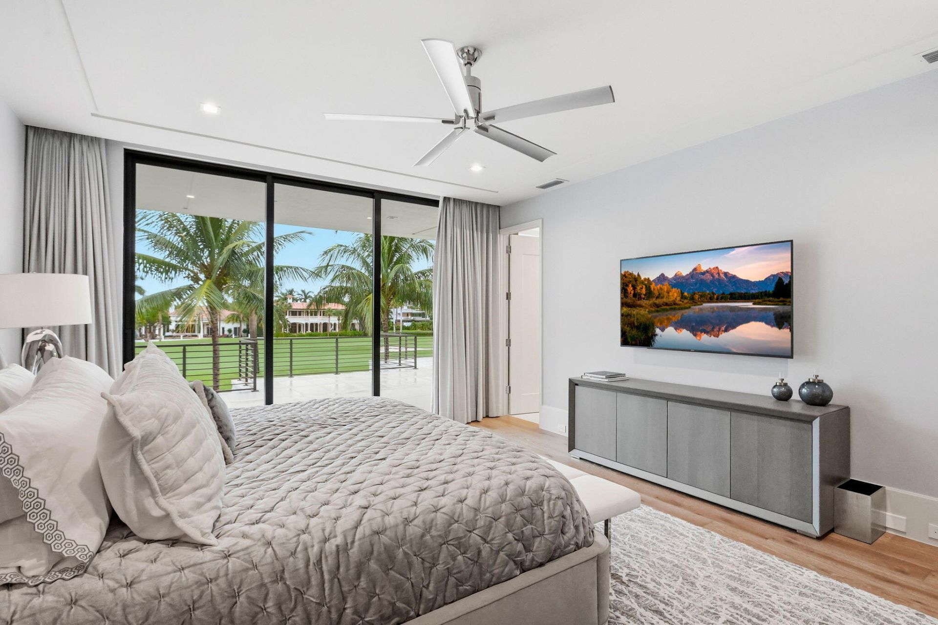 1371 Royal Palm Way, Boca Raton, FL 33432 Photo