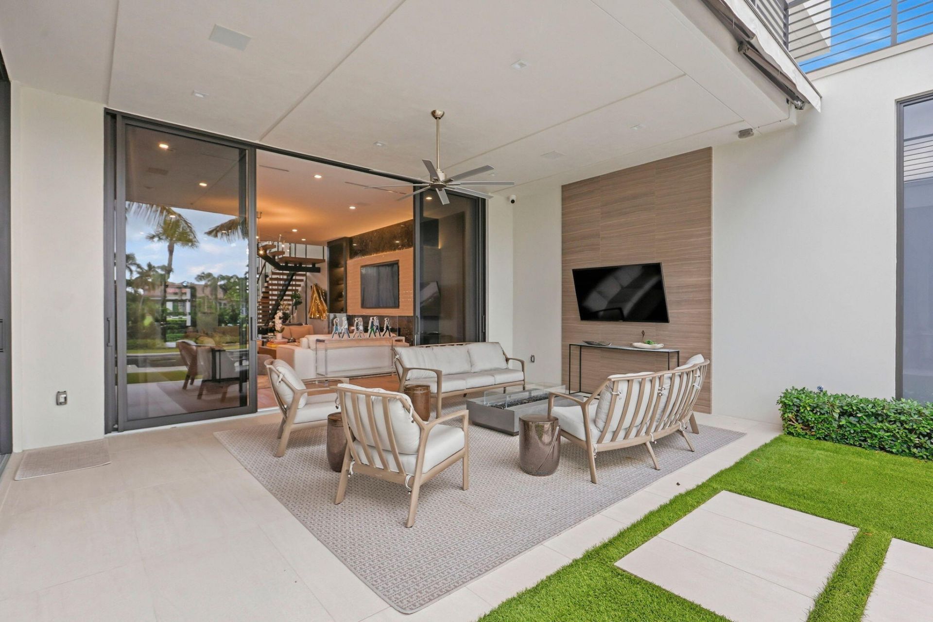 1371 Royal Palm Way, Boca Raton, FL 33432 Photo