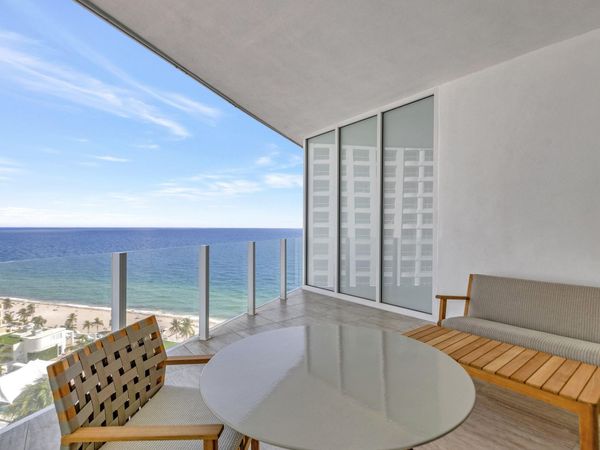 525 N FORT LAUDERDALE BEACH Boulevard N, Unit 1704, Fort Lauderdale, FL 33304