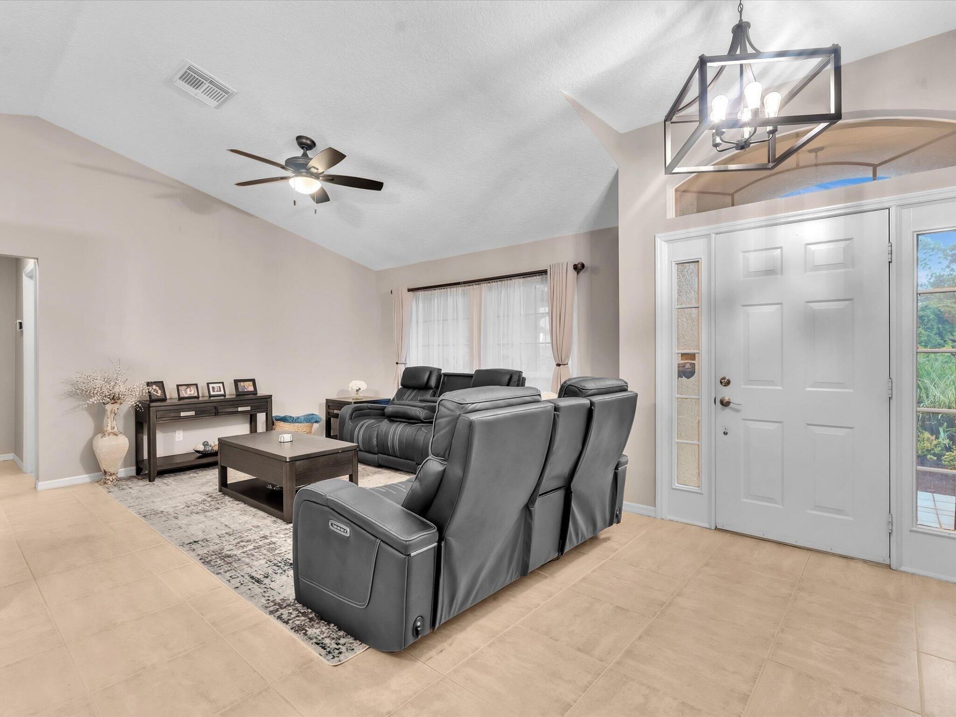 1918 SW Bellevue Avenue, Port Saint Lucie, FL 34953 Photo