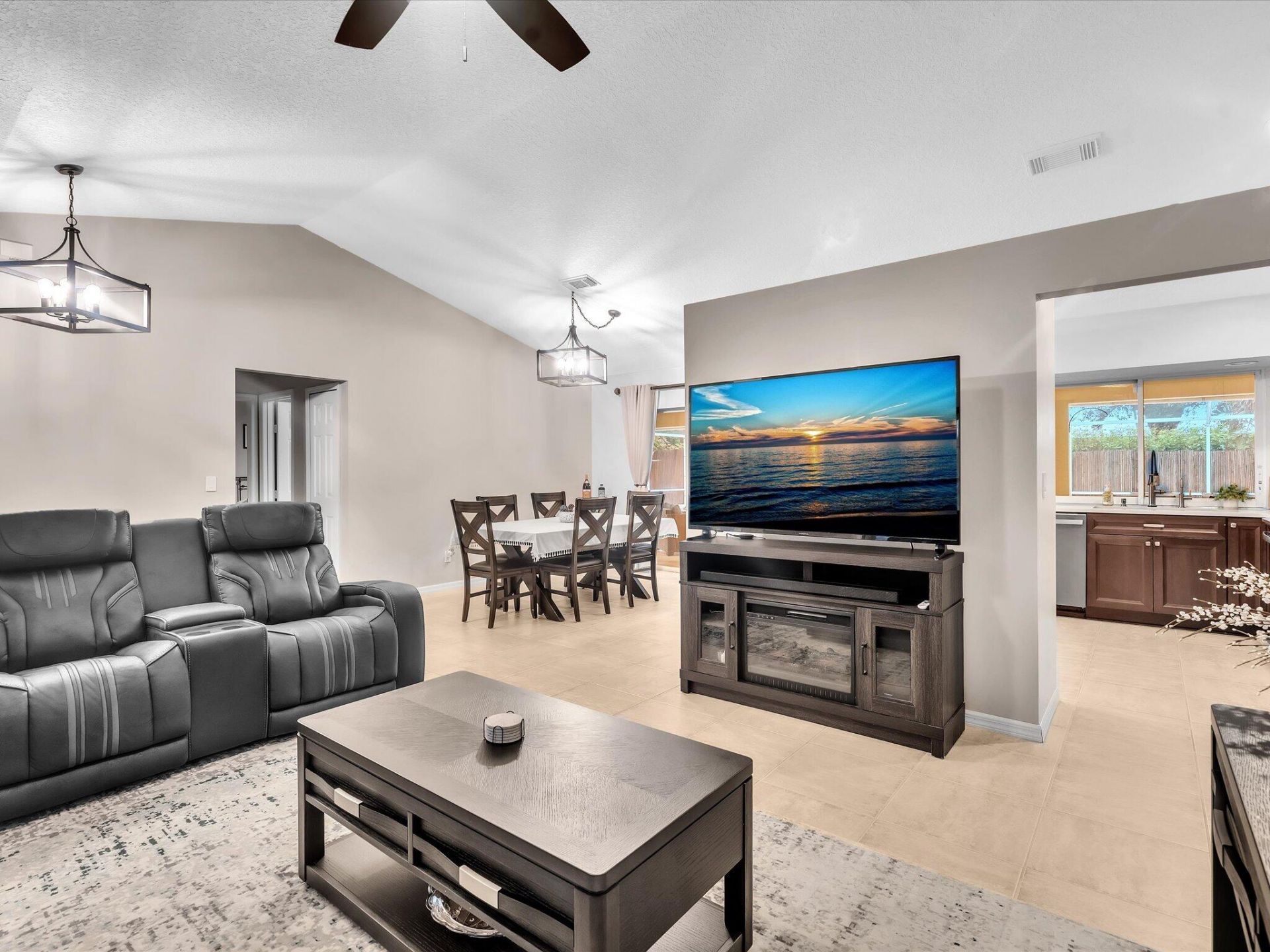 1918 SW Bellevue Avenue, Port Saint Lucie, FL 34953 Photo