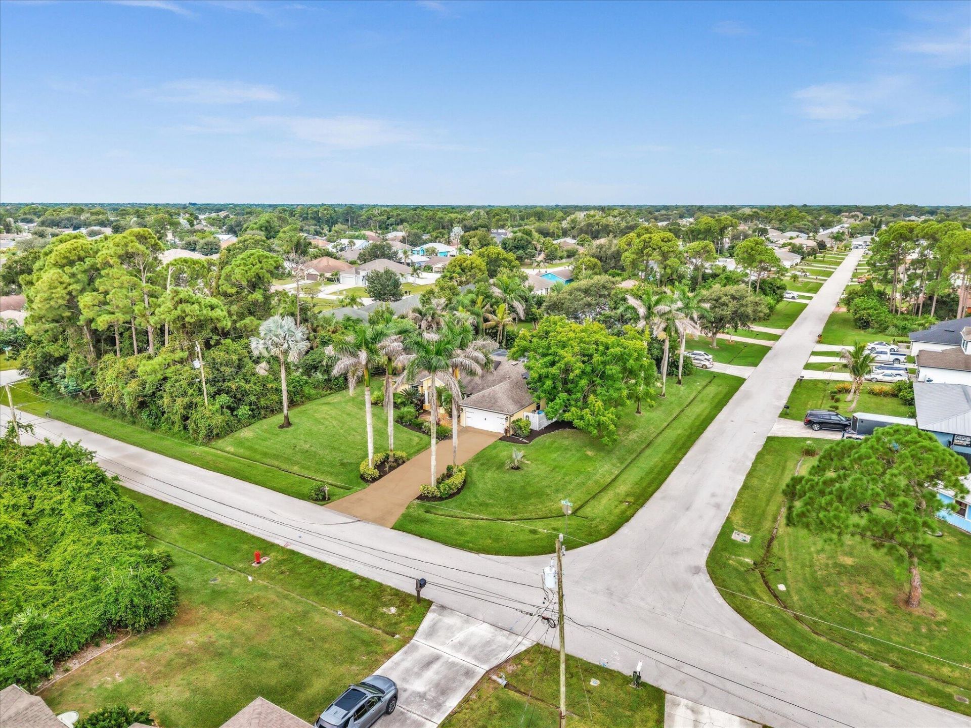 1918 SW Bellevue Avenue, Port Saint Lucie, FL 34953 Photo