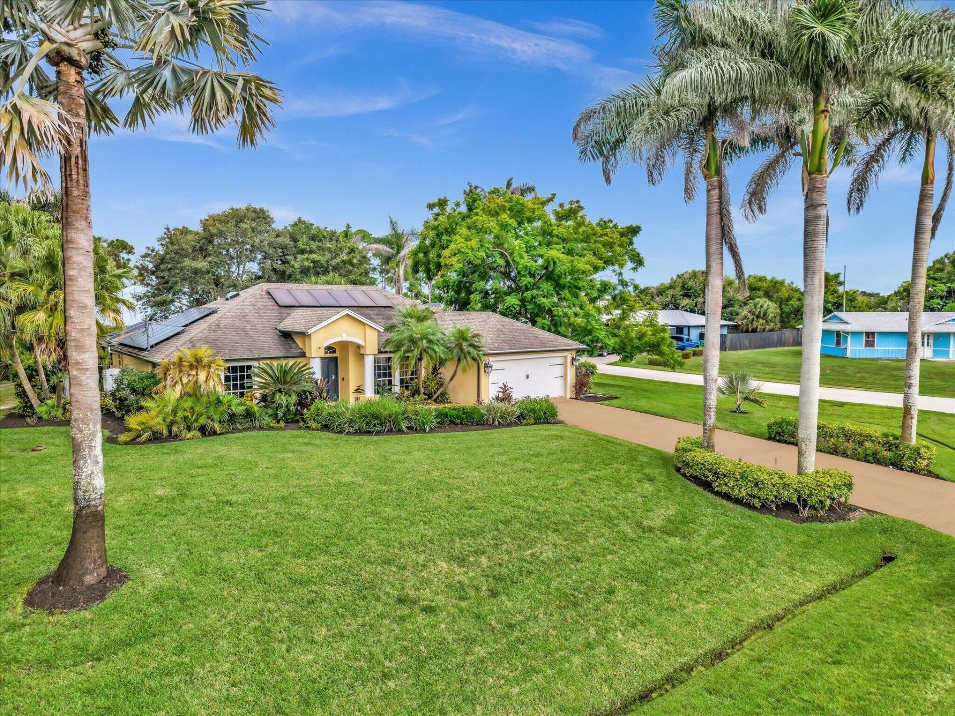 1918 SW Bellevue Avenue, Port Saint Lucie, FL 34953 Photo