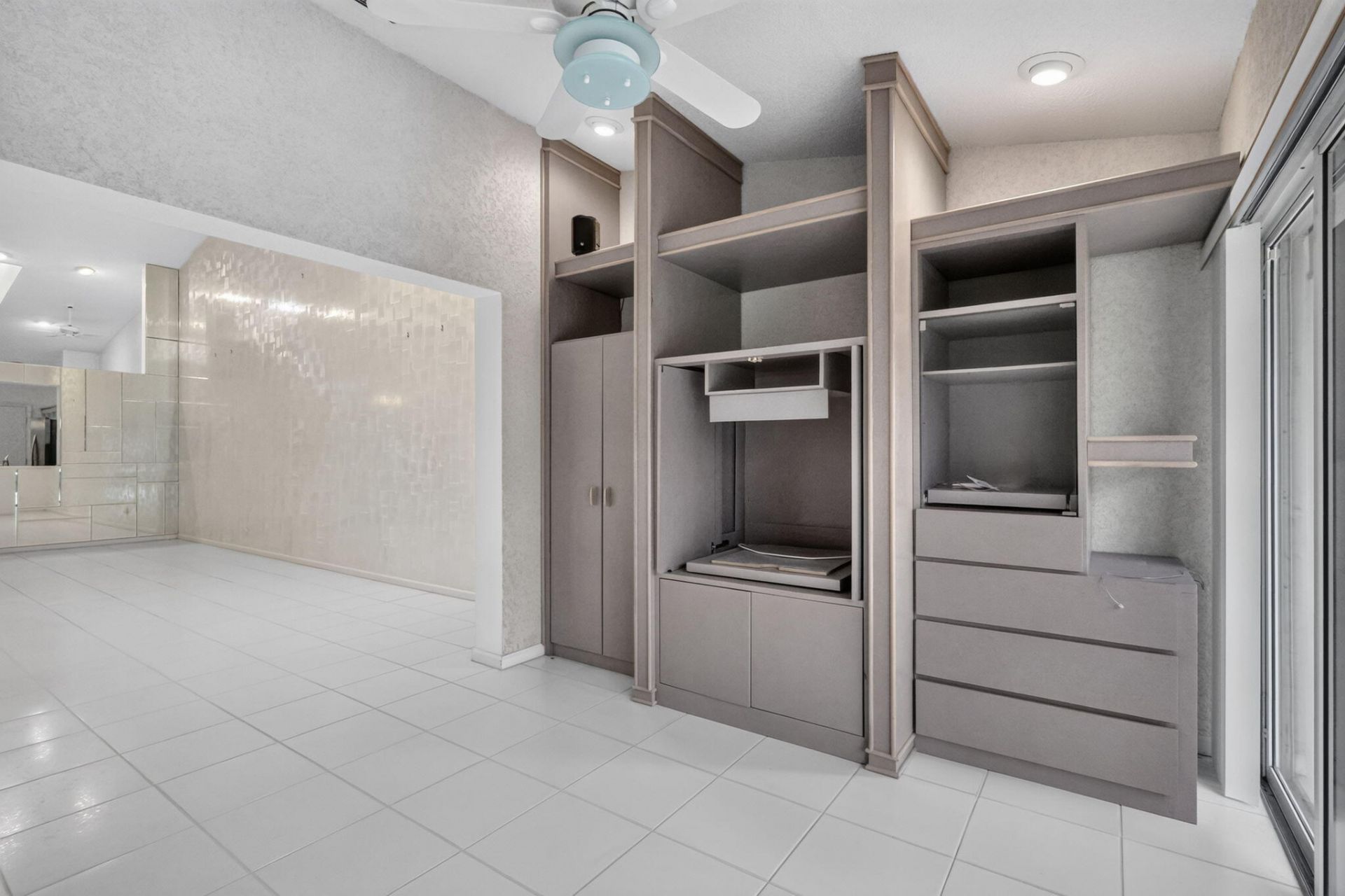 7136 Summer Tree Drive, Boynton Beach, FL 33437 Photo